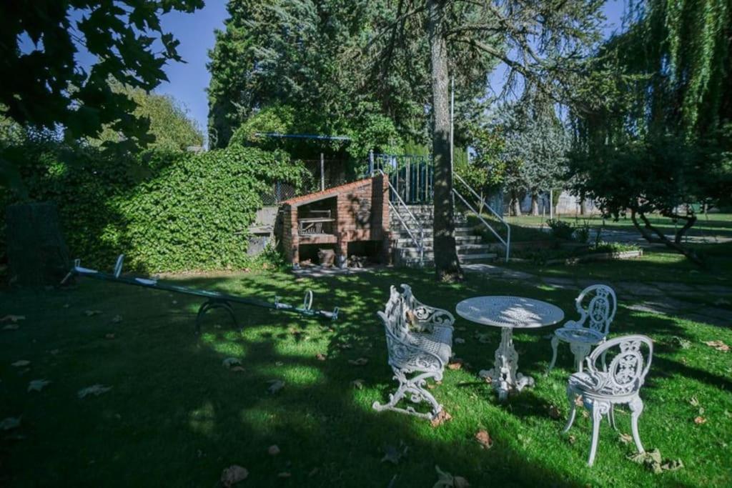 El Chalet De Gloria Санта Марта де Тормес Экстерьер фото