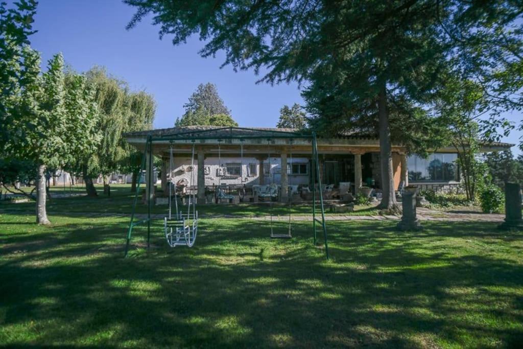 El Chalet De Gloria Санта Марта де Тормес Экстерьер фото