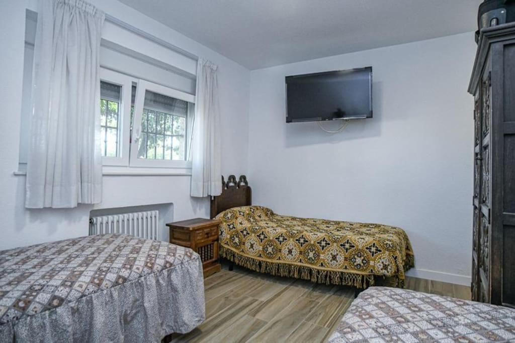 El Chalet De Gloria Санта Марта де Тормес Экстерьер фото